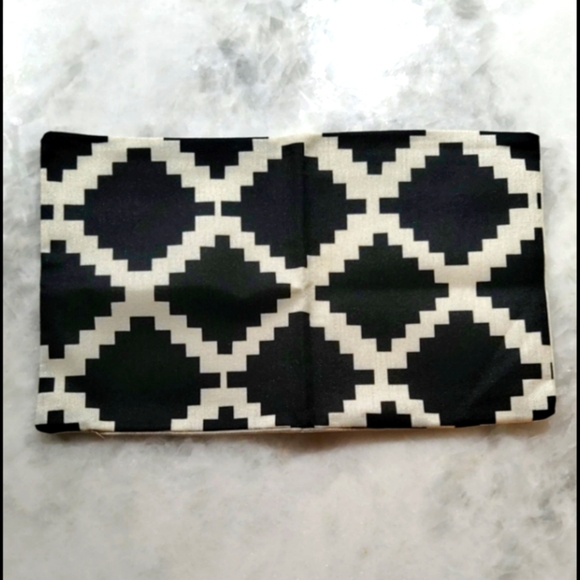 Set of Throw Pillow Covers - Picture 5 of 6